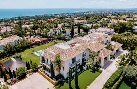 Вилла в продаже в Sierra Blanca (Marbella)