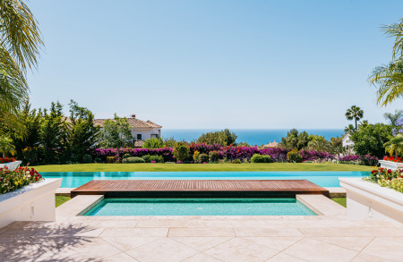 Вилла в продаже в Sierra Blanca (Marbella)
