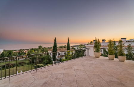 Вилла в продаже в Sierra Blanca (Marbella)