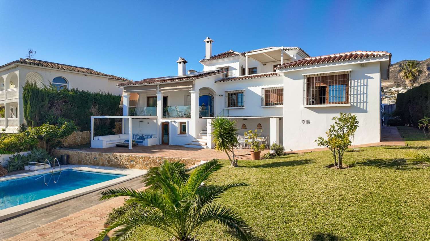 Villa in vendita a Benalmádena