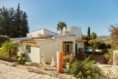 Villa myynnissä Alhaurín el Grande