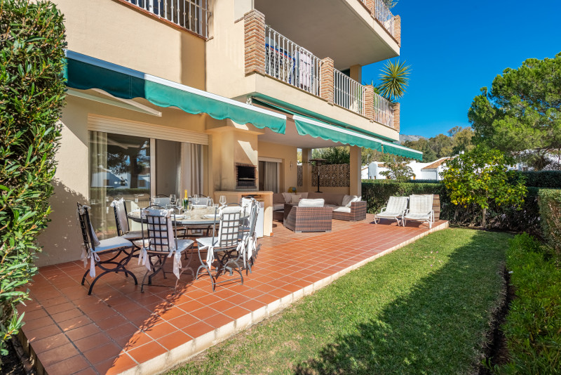 Apartamento en Las Brisas, Marbella