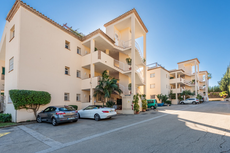 Flat te koop in Las Brisas (Marbella)