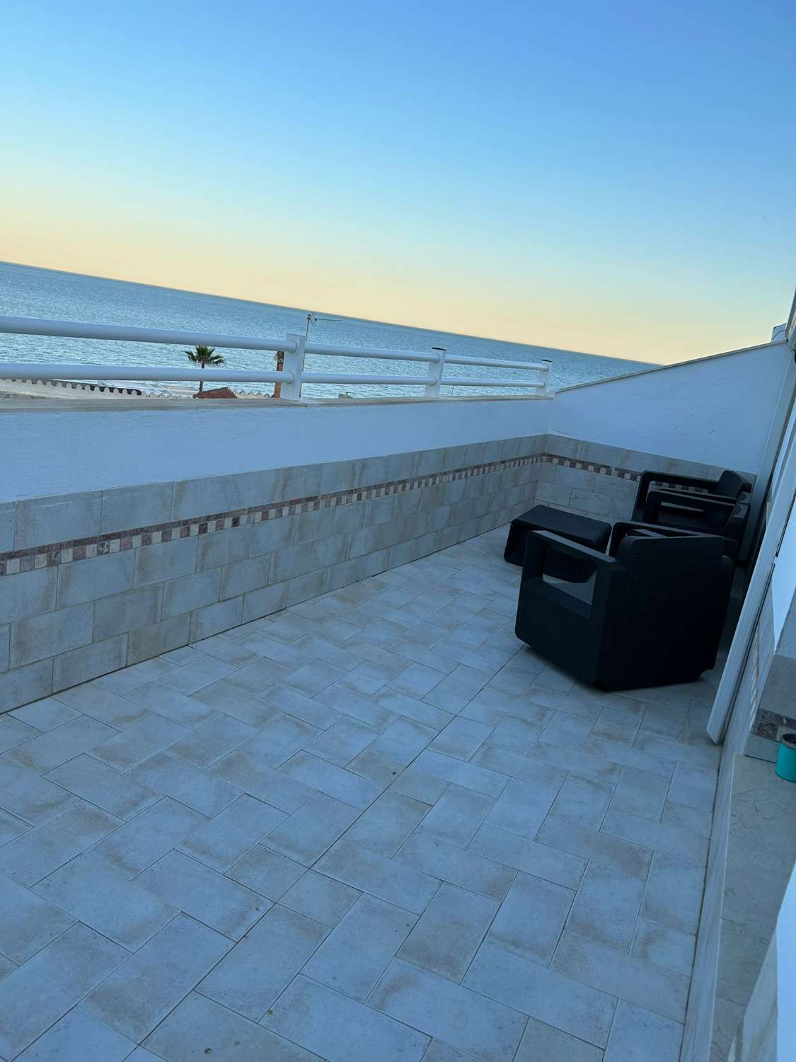 Penthouse for sale in La Carihuela - Los Nidos (Torremolinos)