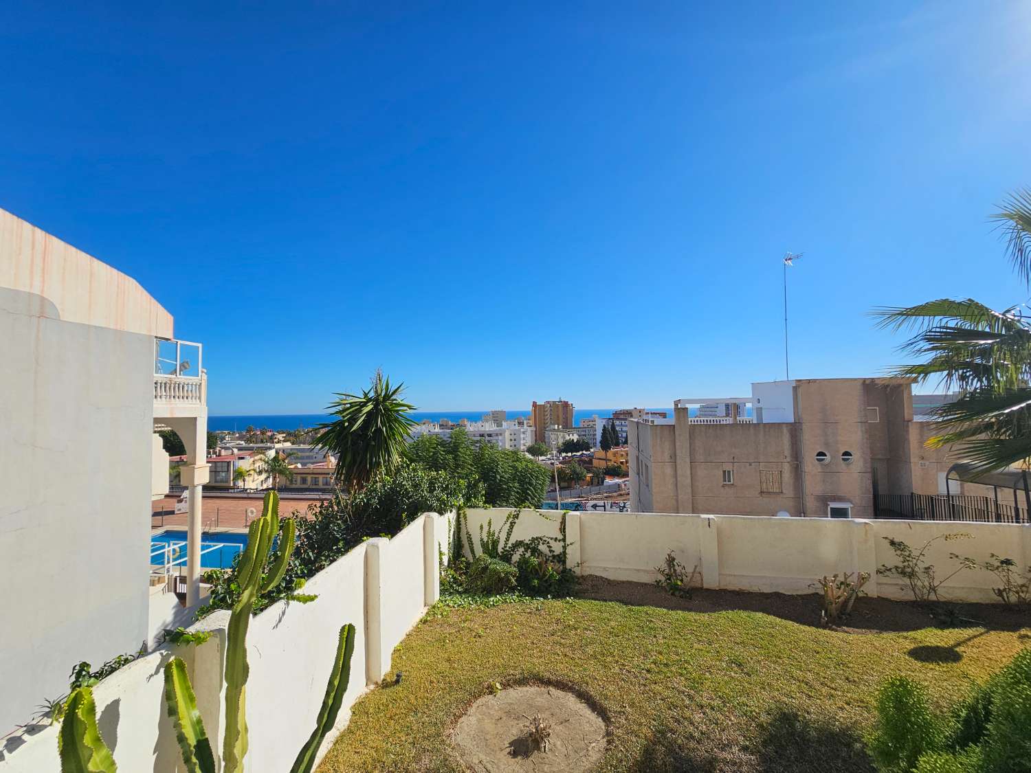 Vivienda con vistas al mar