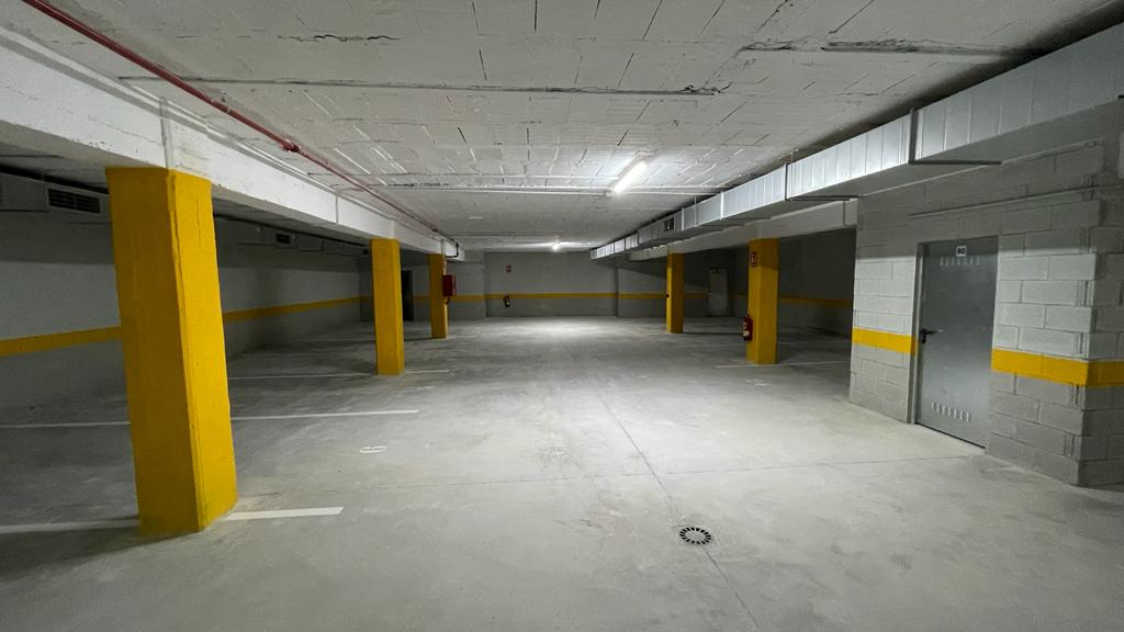 Garage for sale in Manantiales - Estación de Autobuses (Torremolinos)