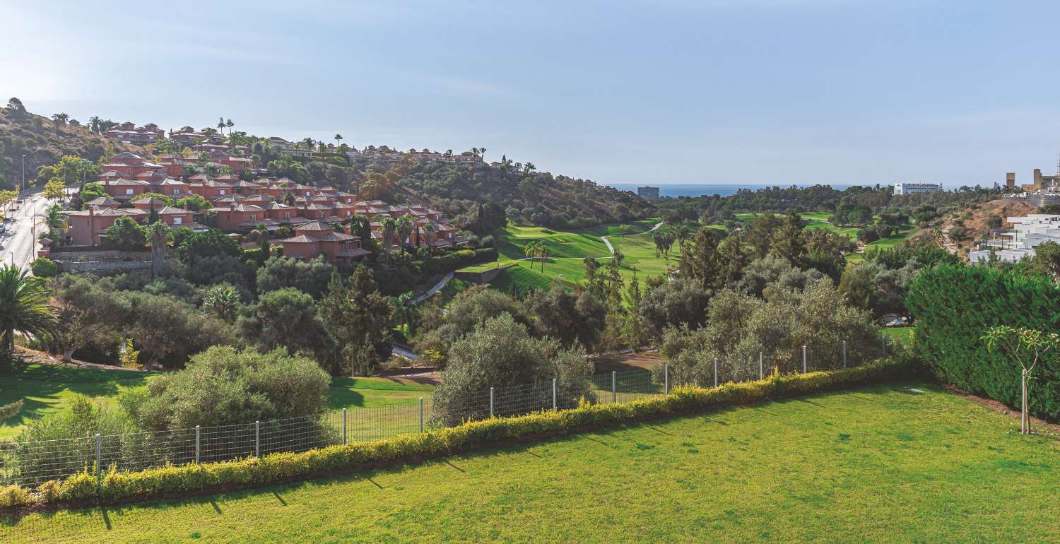 Villa for sale in Santa Clara (Marbella)