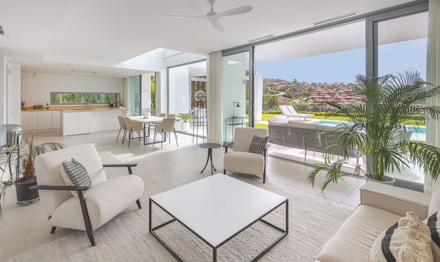 Villa for sale in Santa Clara (Marbella)