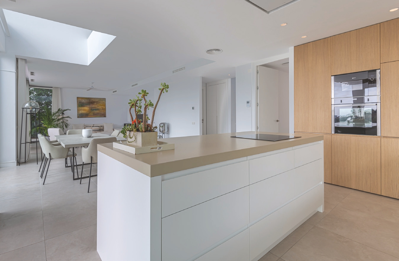 Villa for sale in Santa Clara (Marbella)