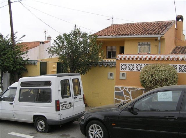 Etxea salgai in Nueva Andalucía (Marbella)