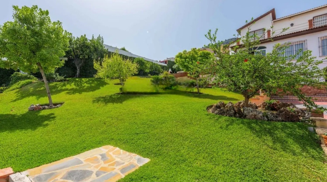 Villa te koop in Alhaurín de la Torre