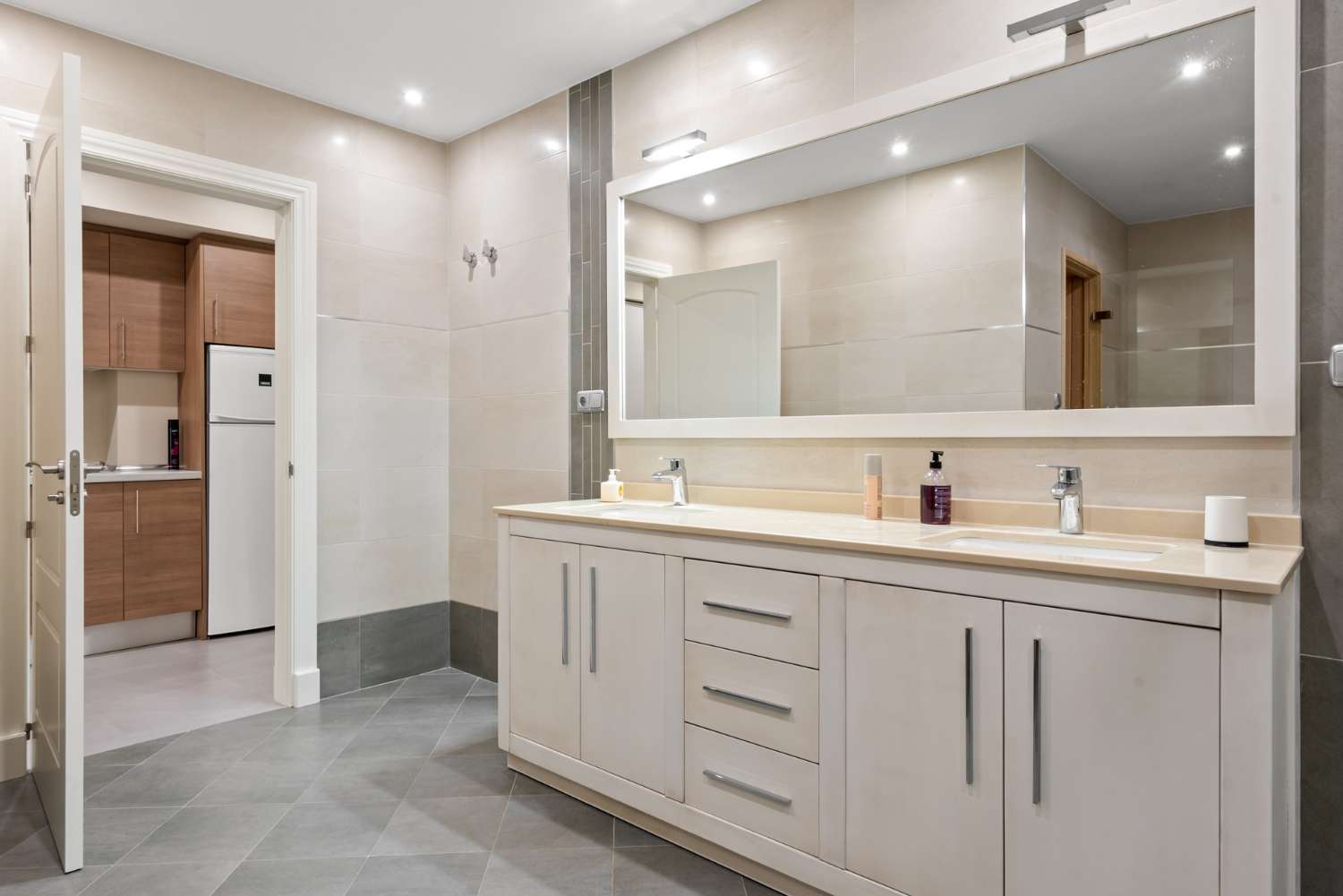 Villa for sale in Elviria (Marbella)