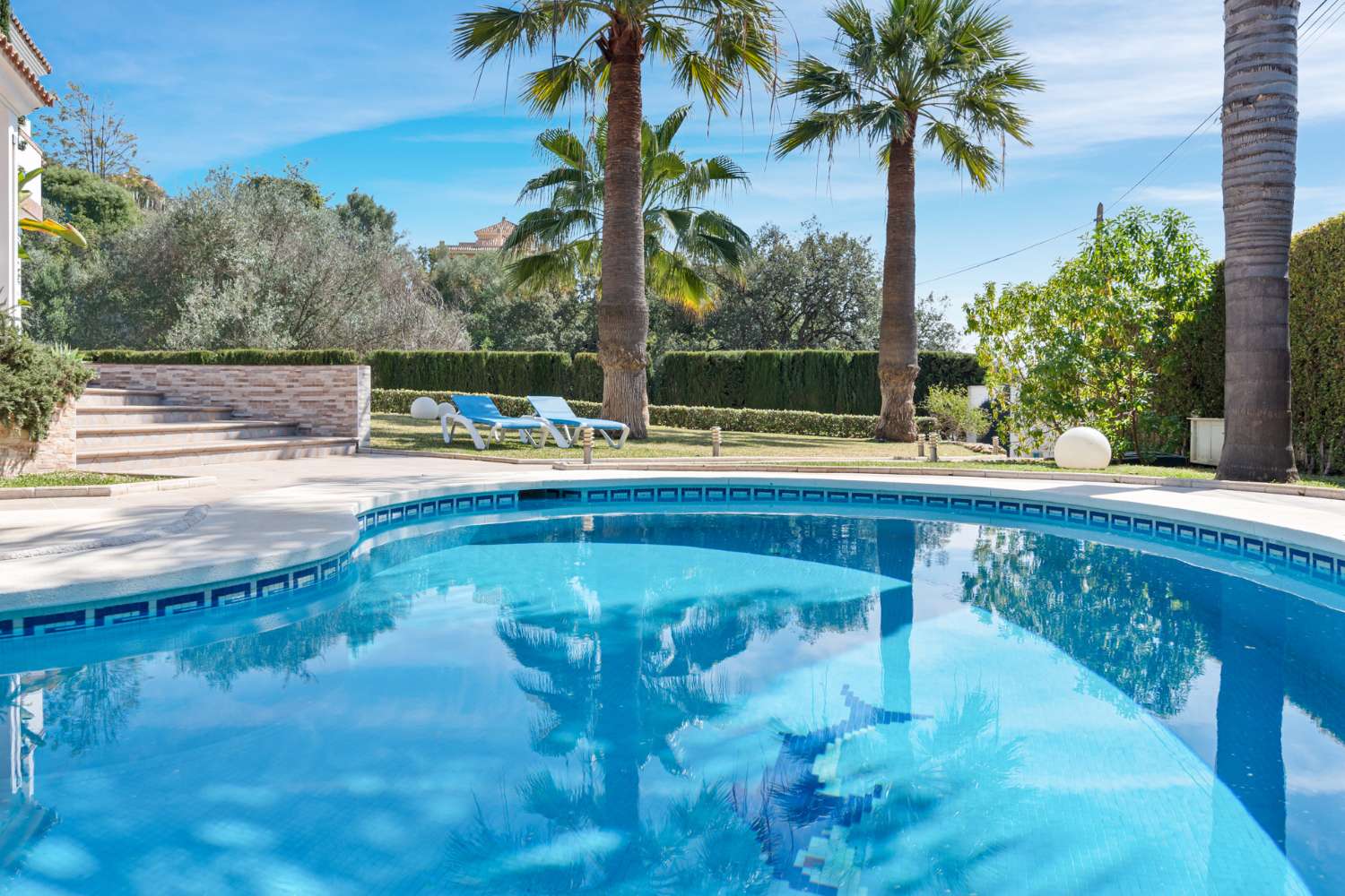 Villa for sale in Elviria (Marbella)