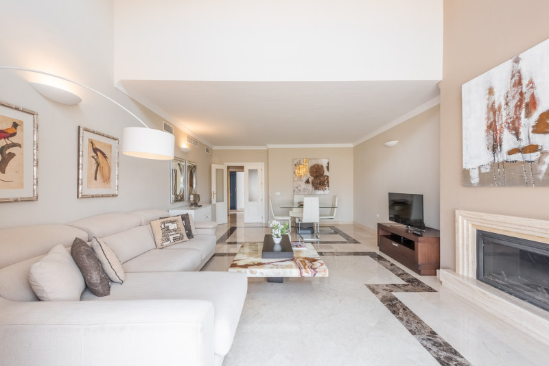 Duplex Penthouse in San Pedro