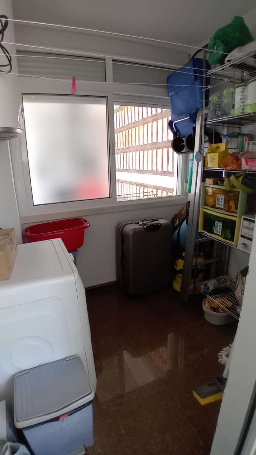 Appartement te koop in Playamar (Torremolinos)