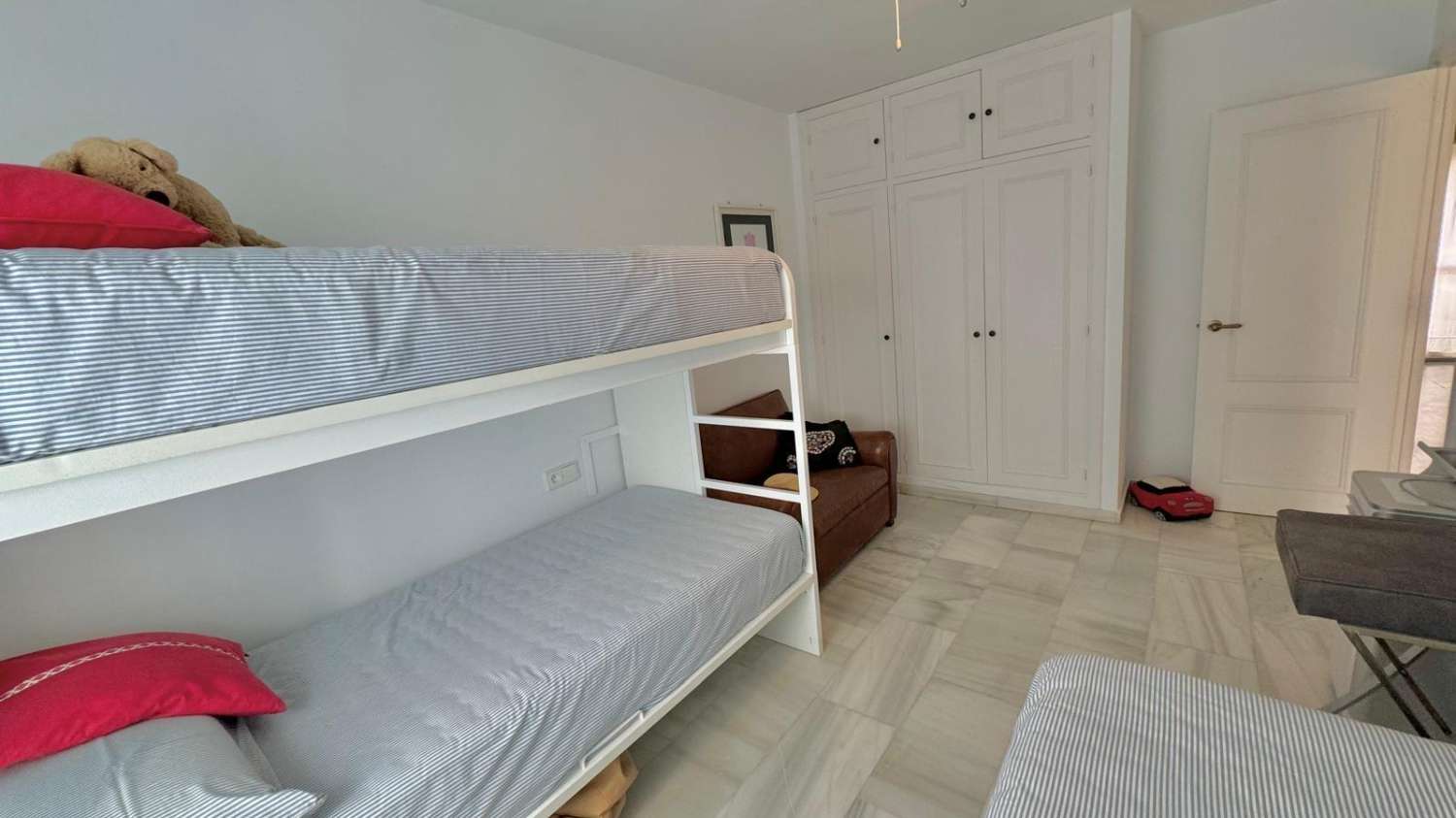 Chalet for sale in Playamar - Benyamina (Torremolinos)