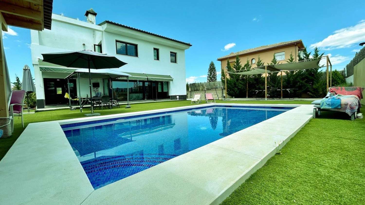 Villa te koop in Alhaurín de la Torre