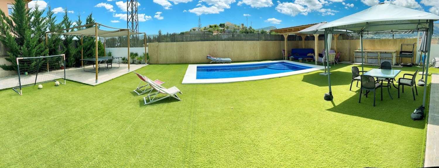Villa te koop in Alhaurín de la Torre