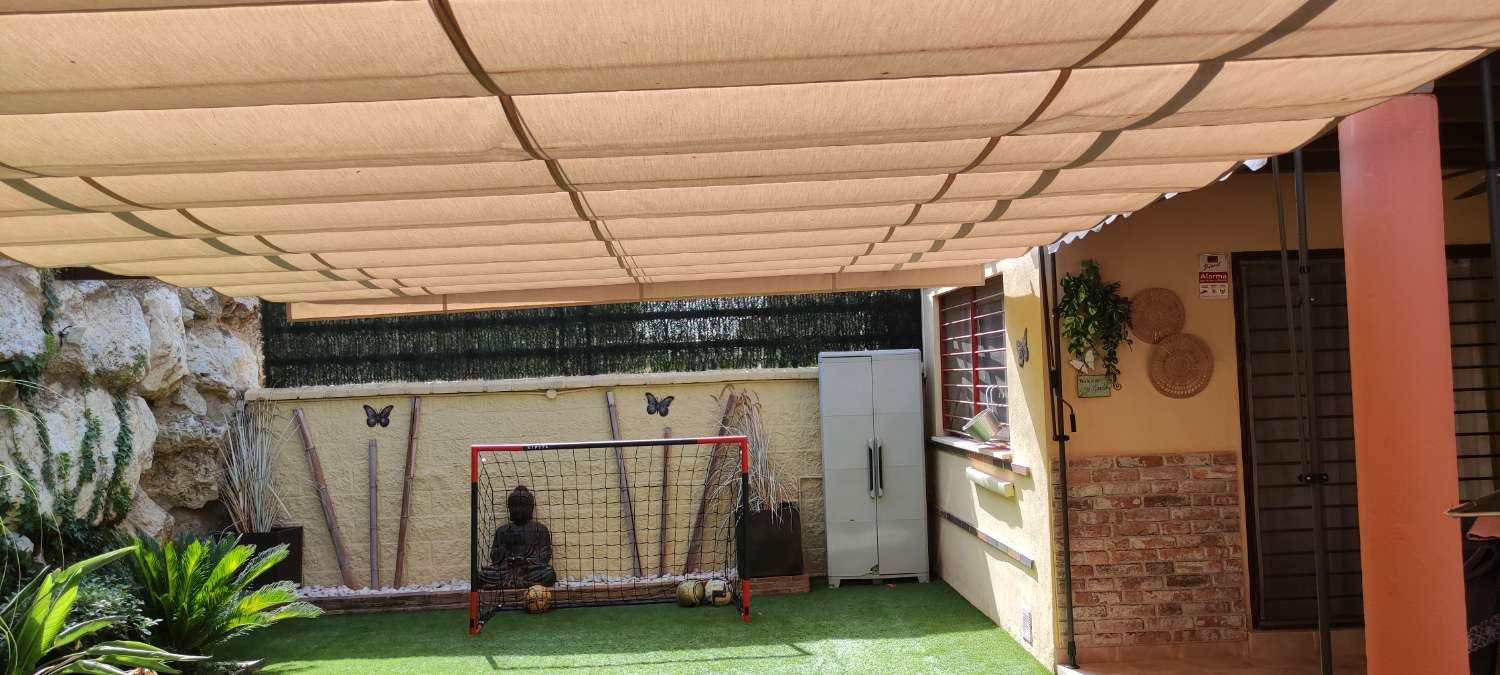 Chalet for sale in Alhaurín de la Torre
