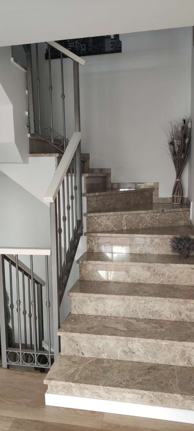 Chalet for sale in Alhaurín de la Torre
