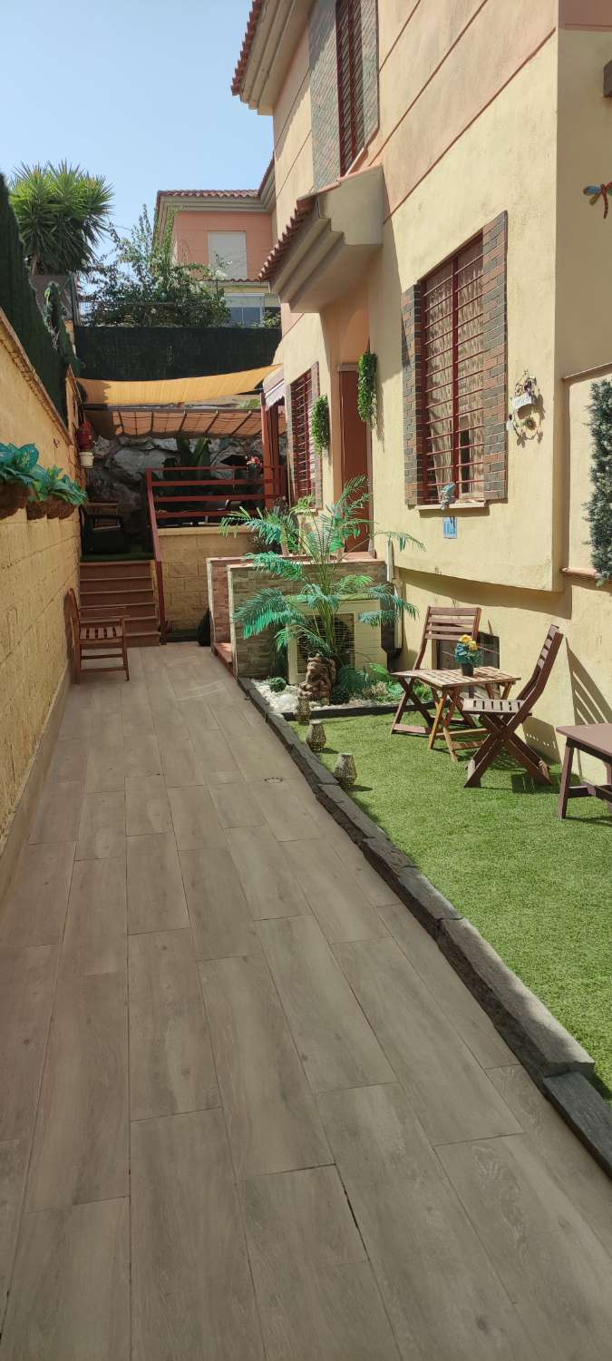 Chalet for sale in Alhaurín de la Torre