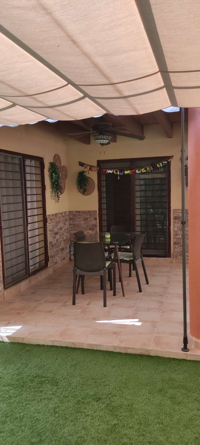 Chalet for sale in Alhaurín de la Torre