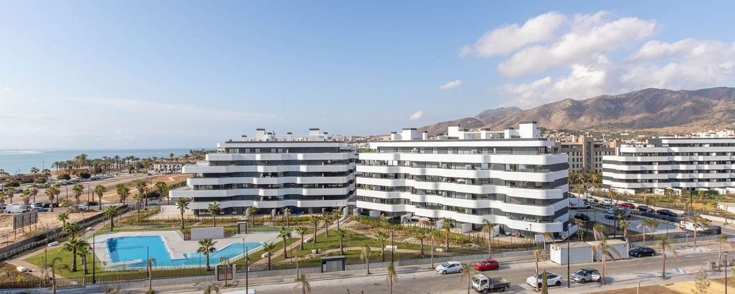Ático espectacular en primera línea de playa – Vistas frontales al mar