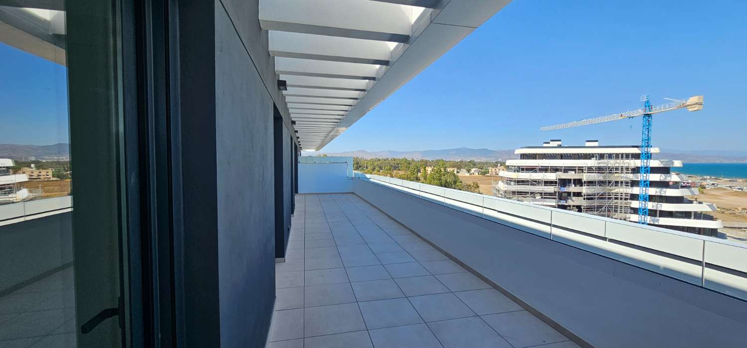 Ático espectacular en primera línea de playa – Vistas frontales al mar