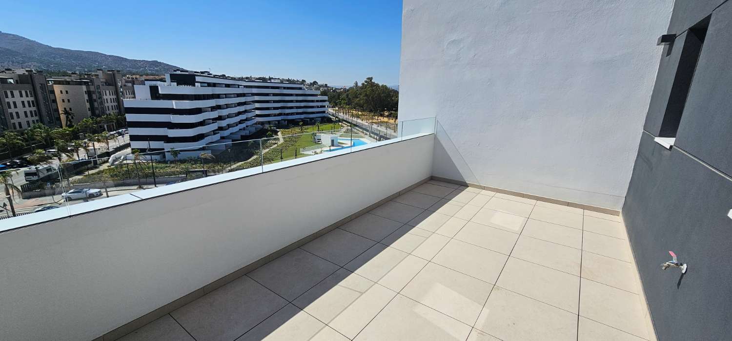 Ático espectacular en primera línea de playa – Vistas frontales al mar