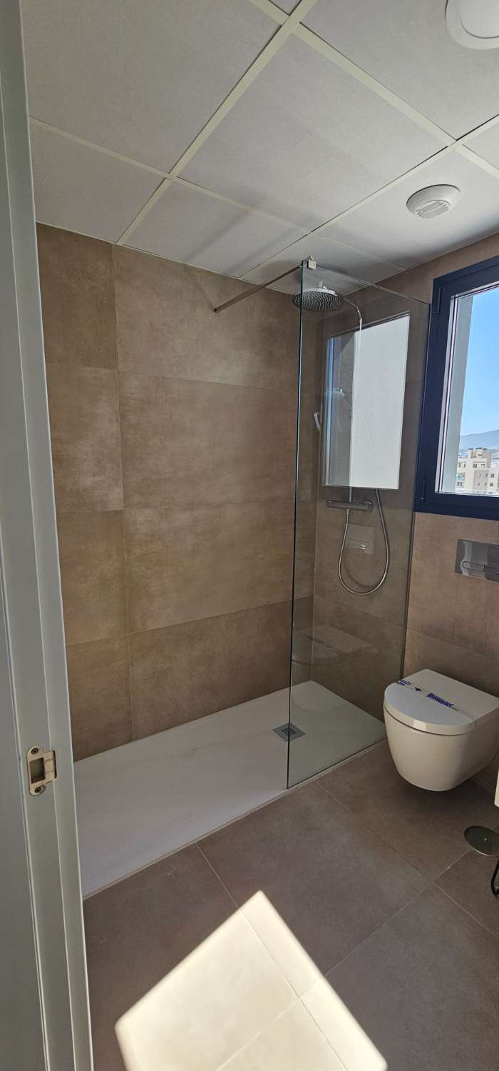 Ático espectacular en primera línea de playa – Vistas frontales al mar