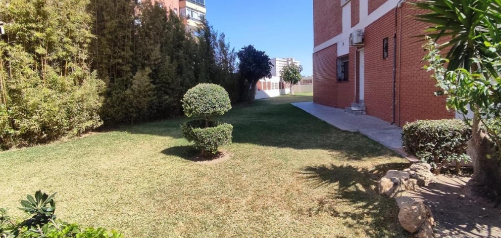 一室公寓 出售 在 Manantiales - Estación de Autobuses (Torremolinos)