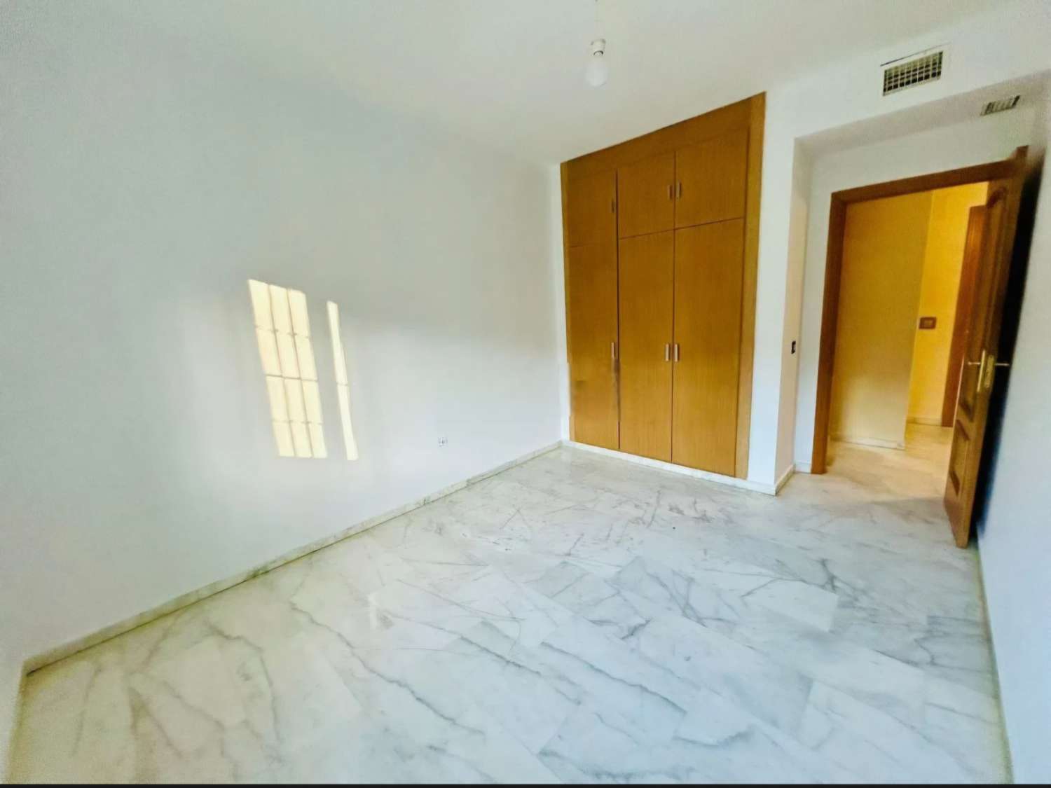 Chalet te koop in Alhaurín de la Torre