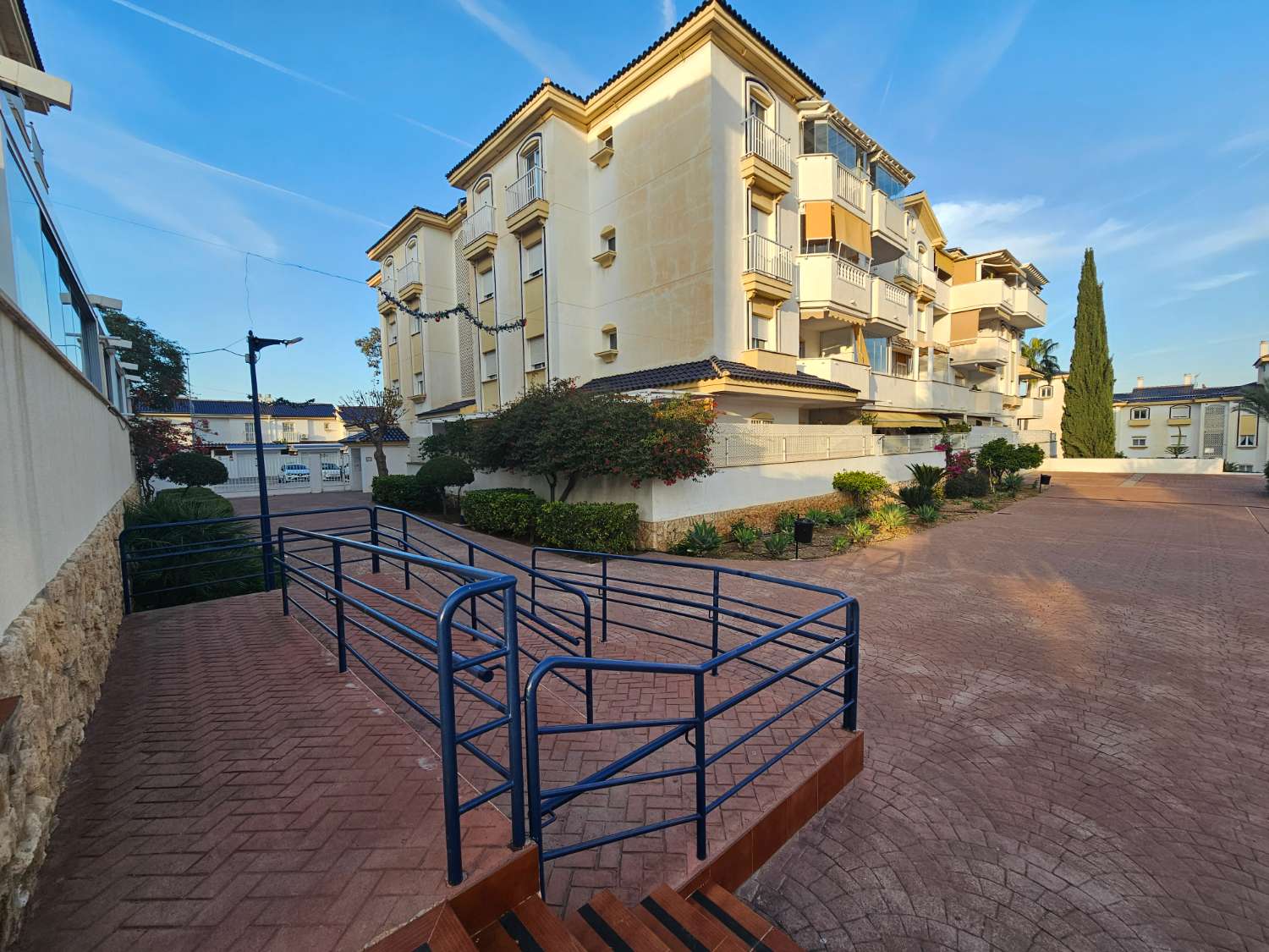 Våning till salu i Finca Monsálvez (Málaga)