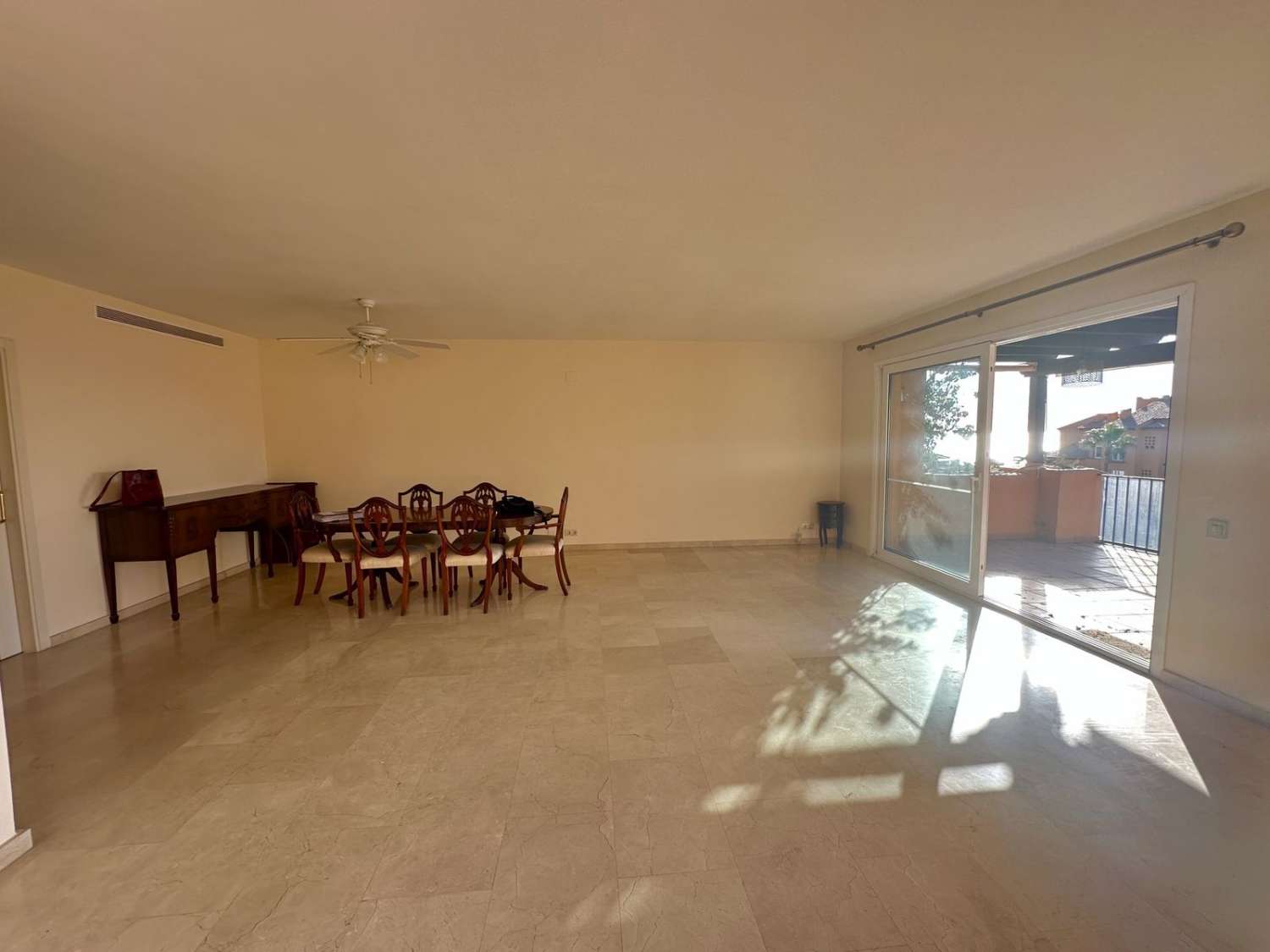 Penthouse in La duquesa, Manilva