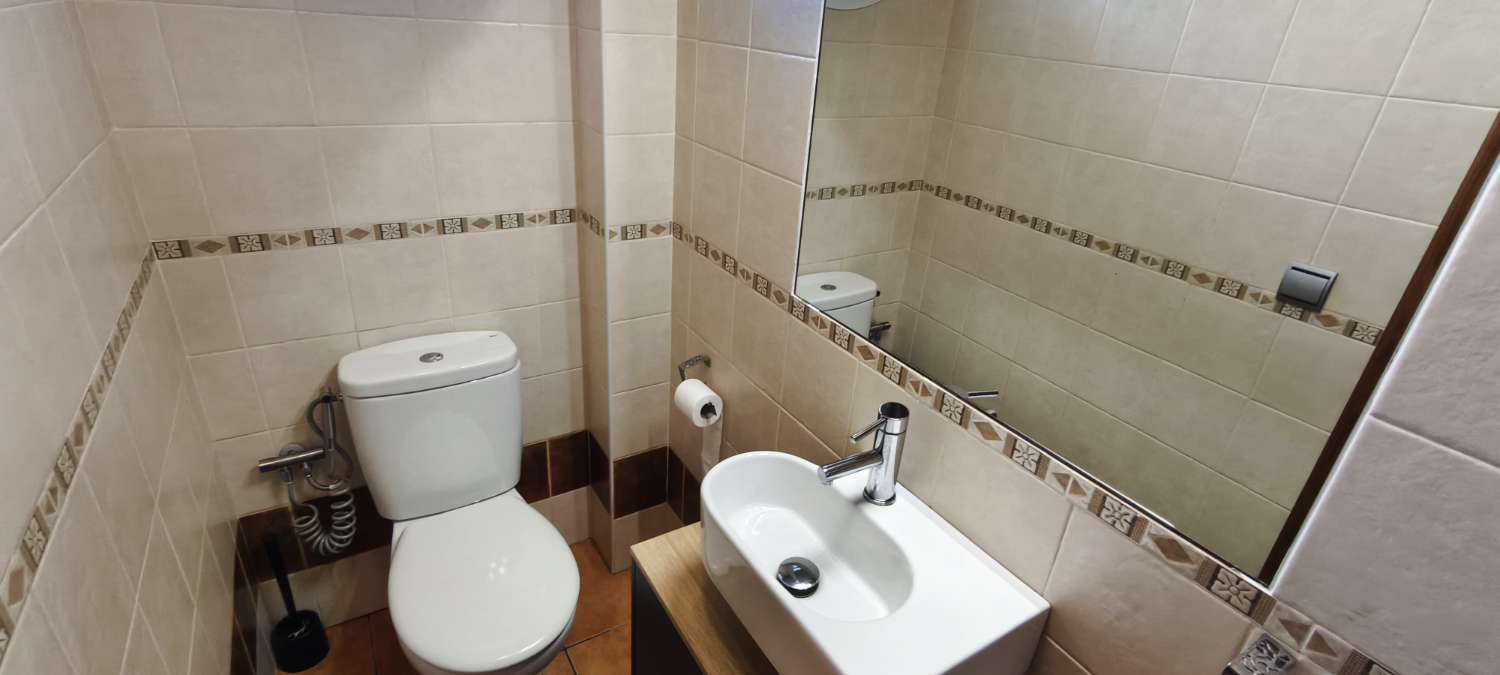 Chalet te koop in El Tomillar (Málaga)
