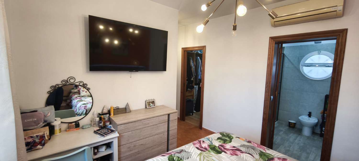 Chalet te koop in El Tomillar (Málaga)