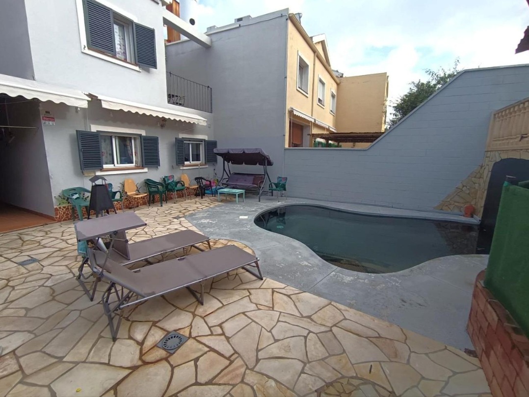 Chalet te koop in El Tomillar (Málaga)
