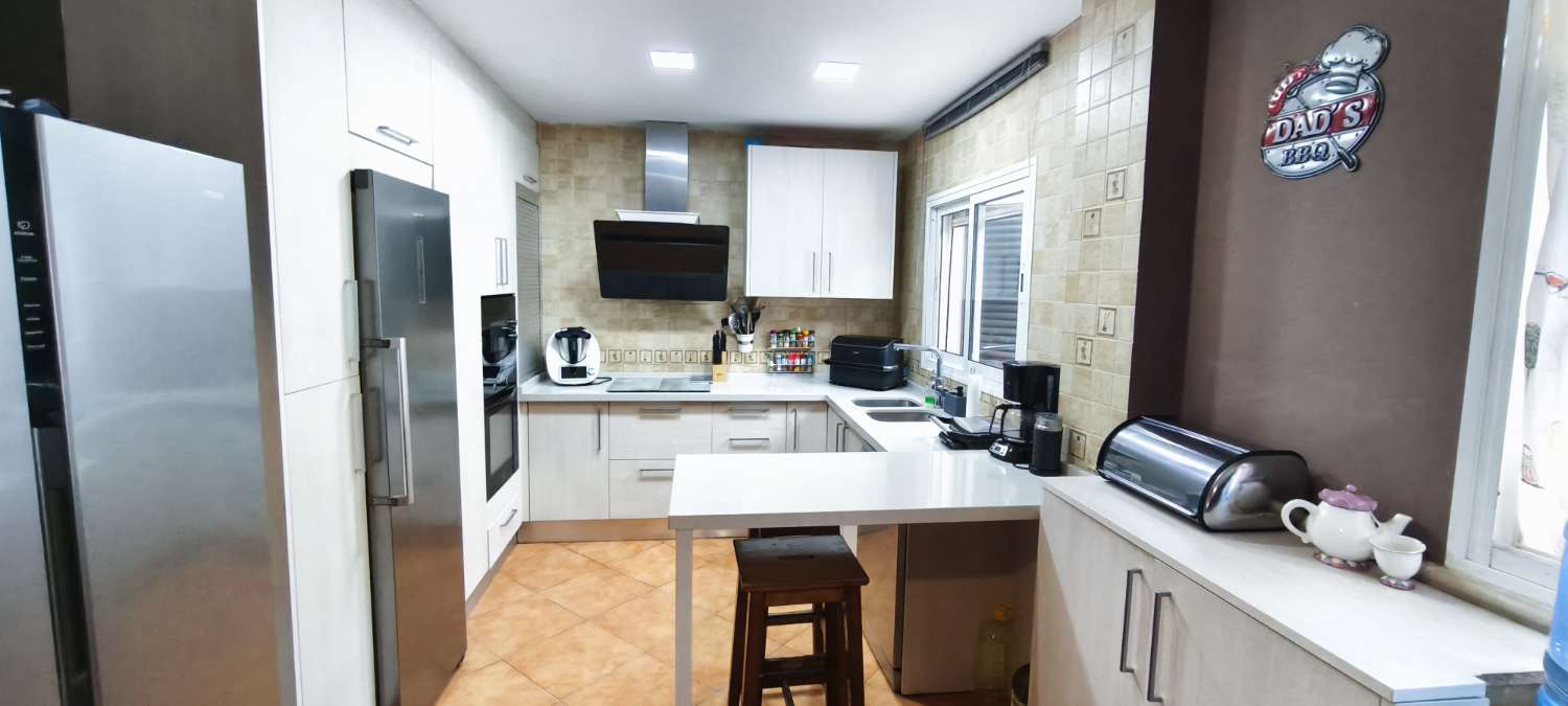 Chalet te koop in El Tomillar (Málaga)