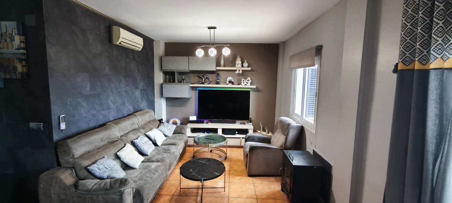 Chalet te koop in El Tomillar (Málaga)