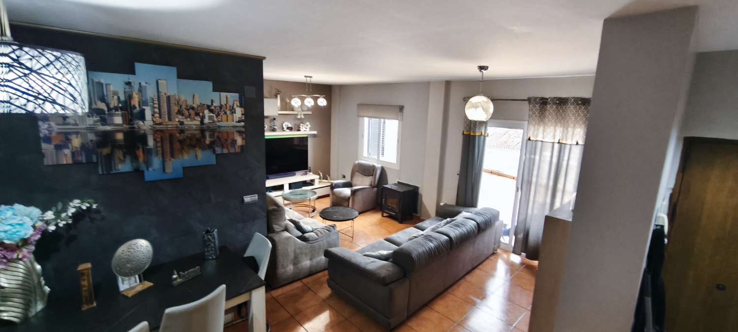 Chalet te koop in El Tomillar (Málaga)
