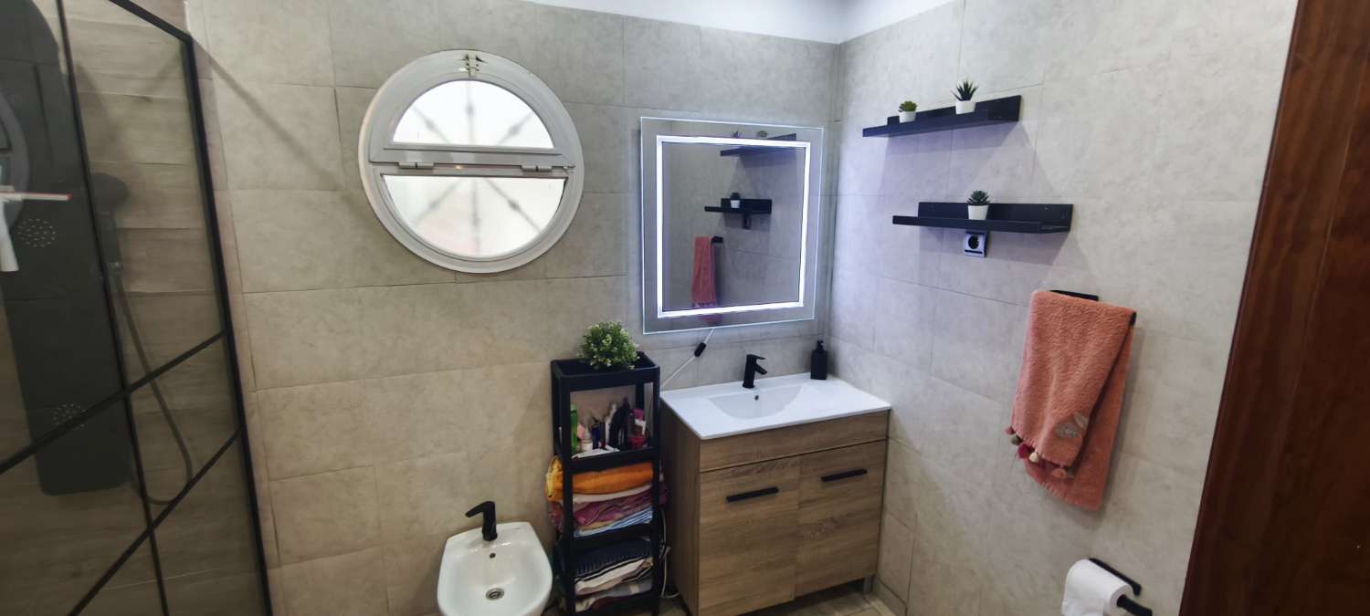 Chalet te koop in El Tomillar (Málaga)