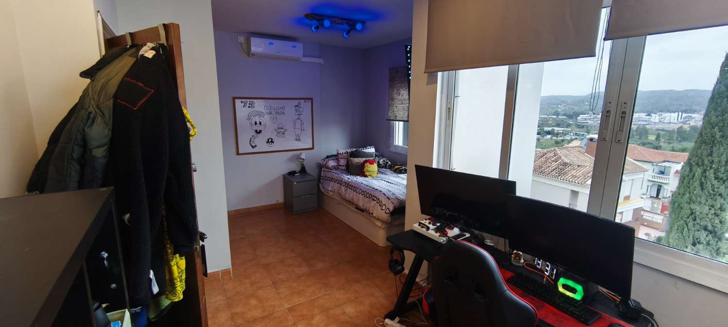 Chalet te koop in El Tomillar (Málaga)