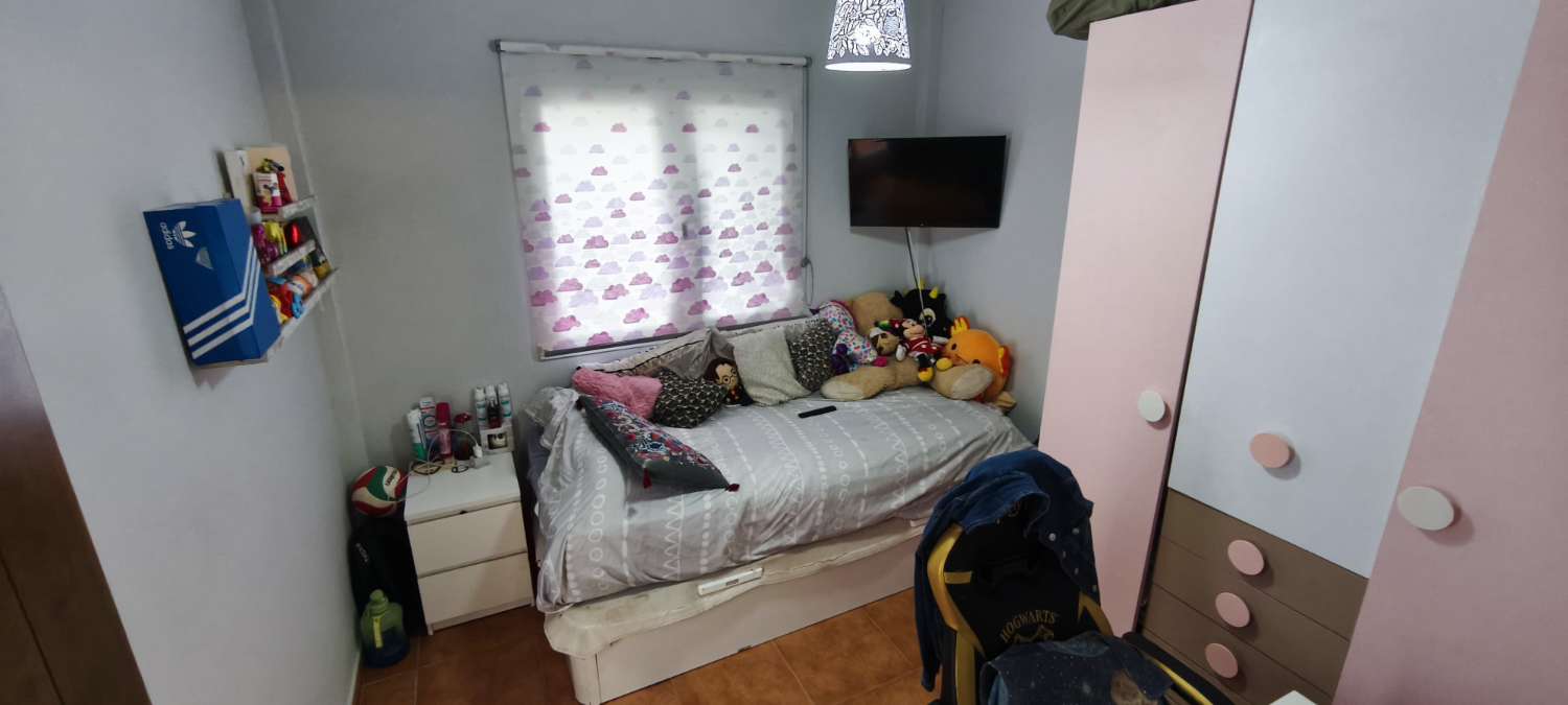 Chalet te koop in El Tomillar (Málaga)