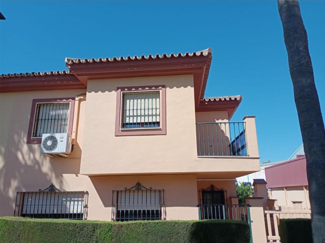 Chalet te koop in Coín