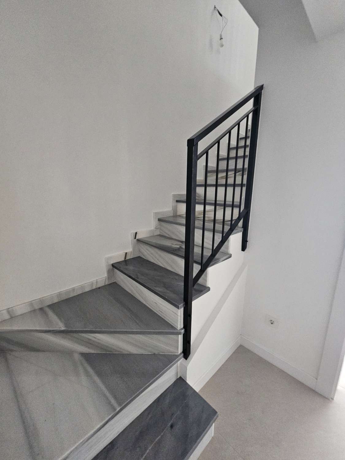 Magnifico adosado seminuevo en Santa Clara, Alhaurin de la Torre