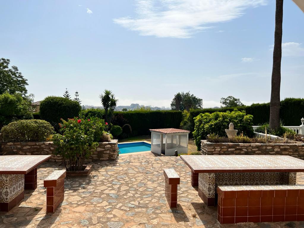 Villa till salu i Urb. La Sierrezuela (Mijas)