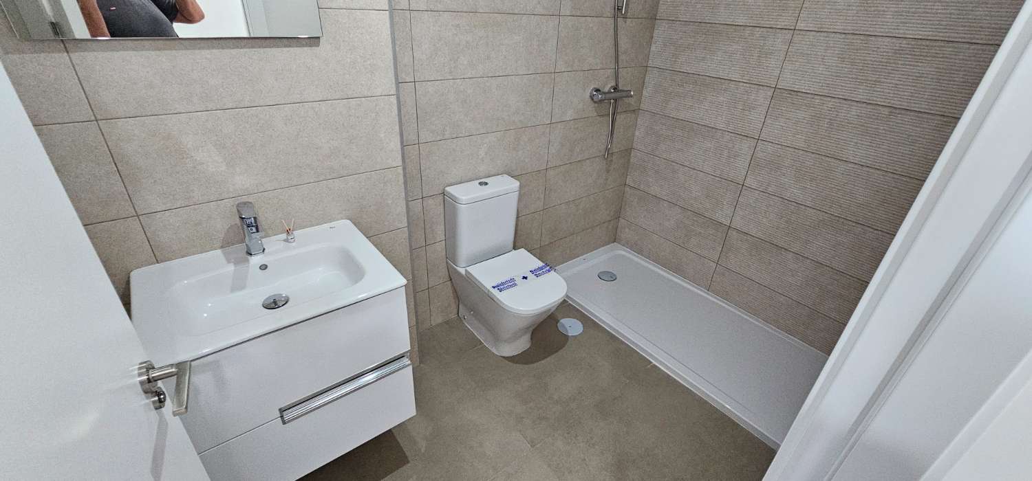 Ático de ensueño a estrenar en Los Álamos – Vistas frontales al mar