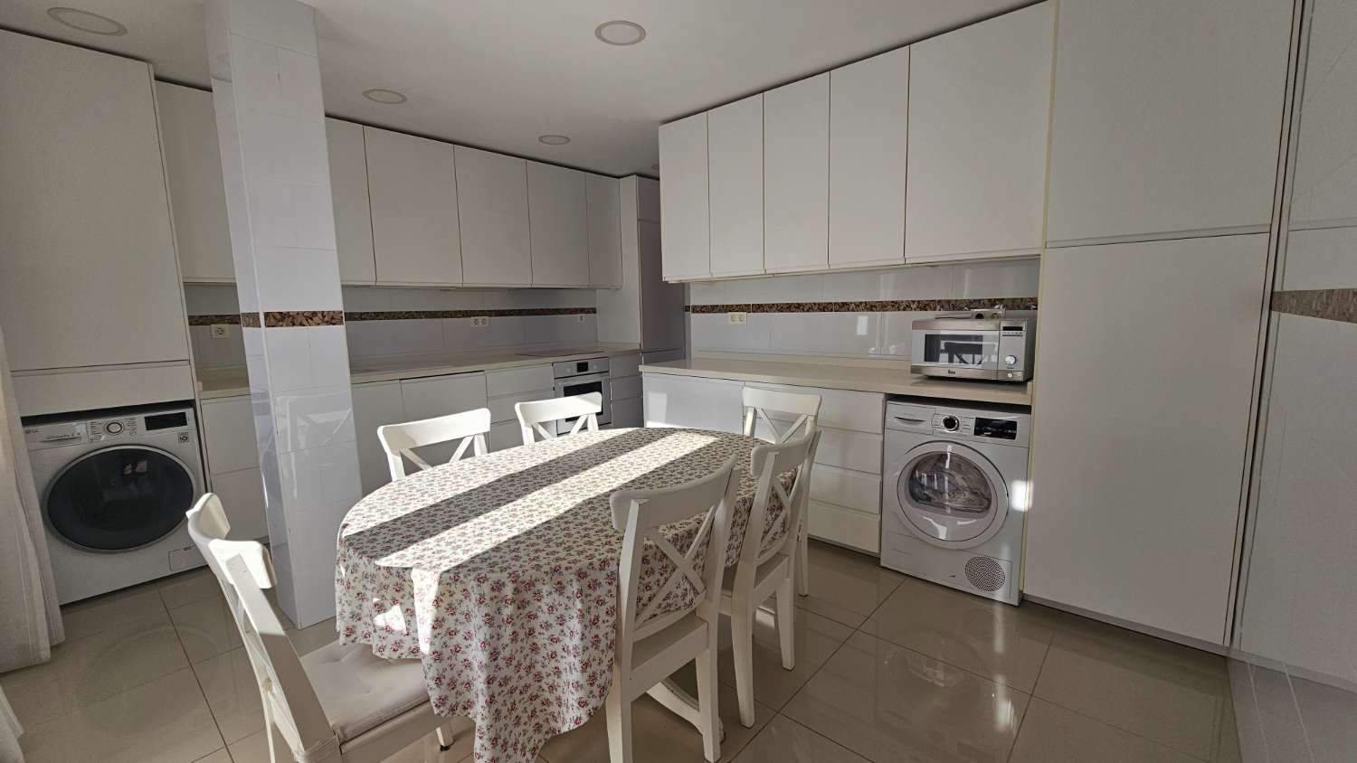 Piso amplio cerca de la playa, Los Boliches, Fuengirola