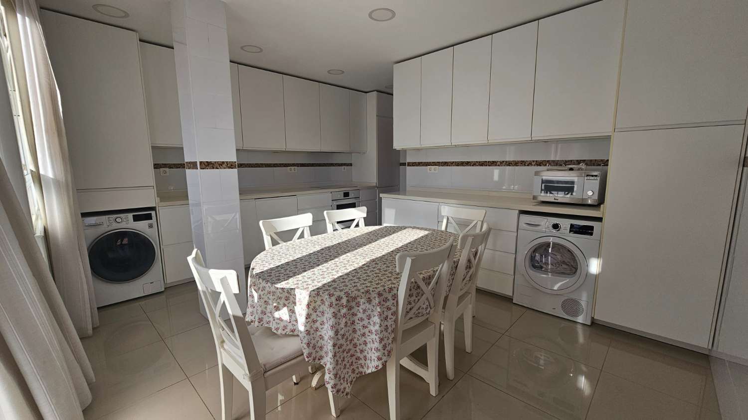 Piso amplio cerca de la playa, Los Boliches, Fuengirola