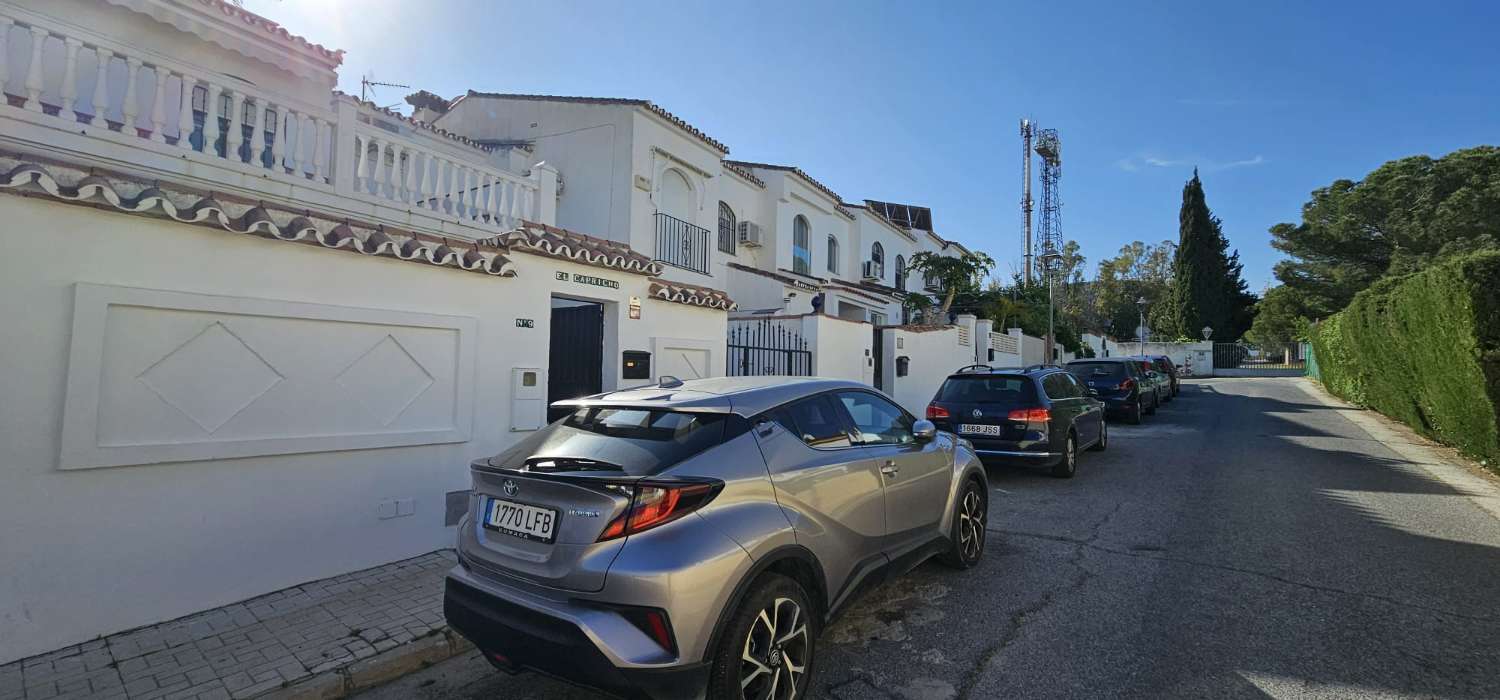 Txaleta salgai in Alhaurín de la Torre